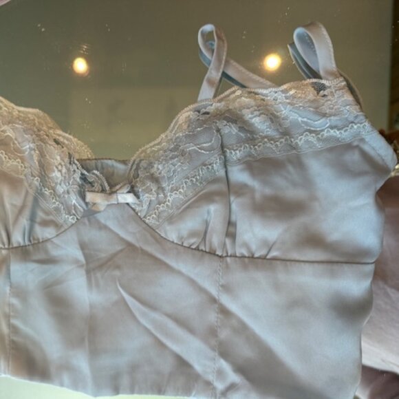 Set of 2 Pre-Loved Cropped Camis - Women's XS/S - Picture 3 of 7